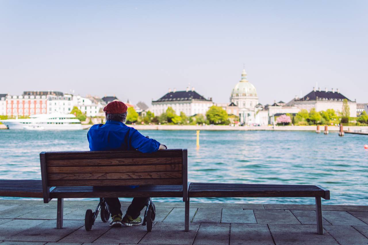 sea, ocean, water, waves, nature, buildings, city, people, old, man, sitting, alone, wooden, bench, waiting
, 