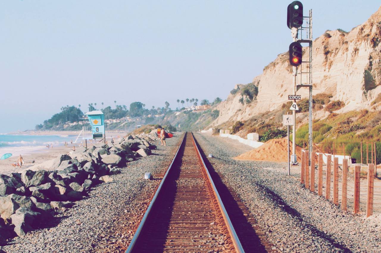 train, station, rail, trail, stoplight, water, ocean, sea, beach, rock, stone
, 