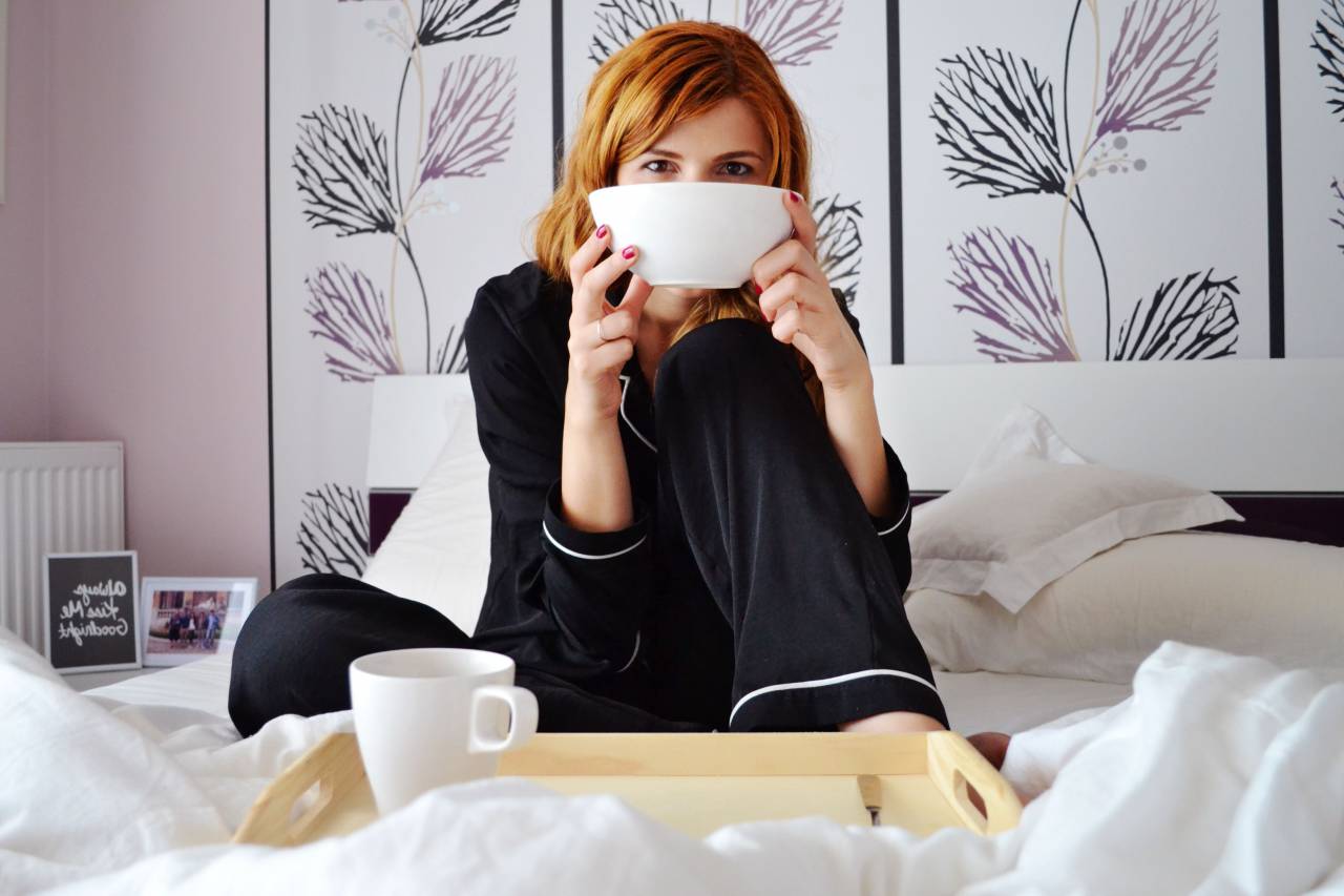 Mujer, desayuno, cama, comida, gente, adulto, café,