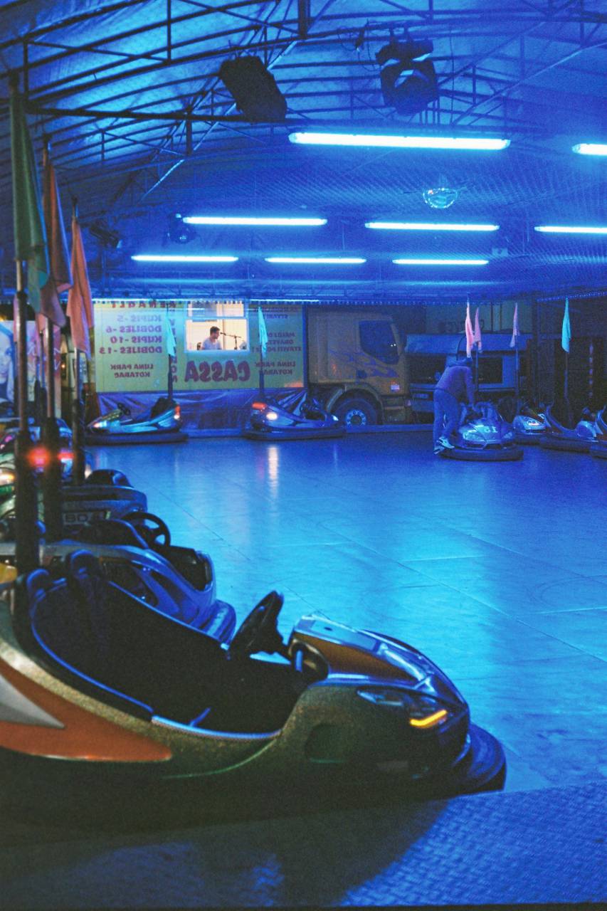 Amusement Park, Bumper Cars, Funfair, Entertainment, Ride, Collision, Thrills, Children, Playful, Carnival, Adrenaline, Spinning, Laughter, Electric Cars, Fairground, Family, Excitement, Classic, Summer, Enjoyment, 