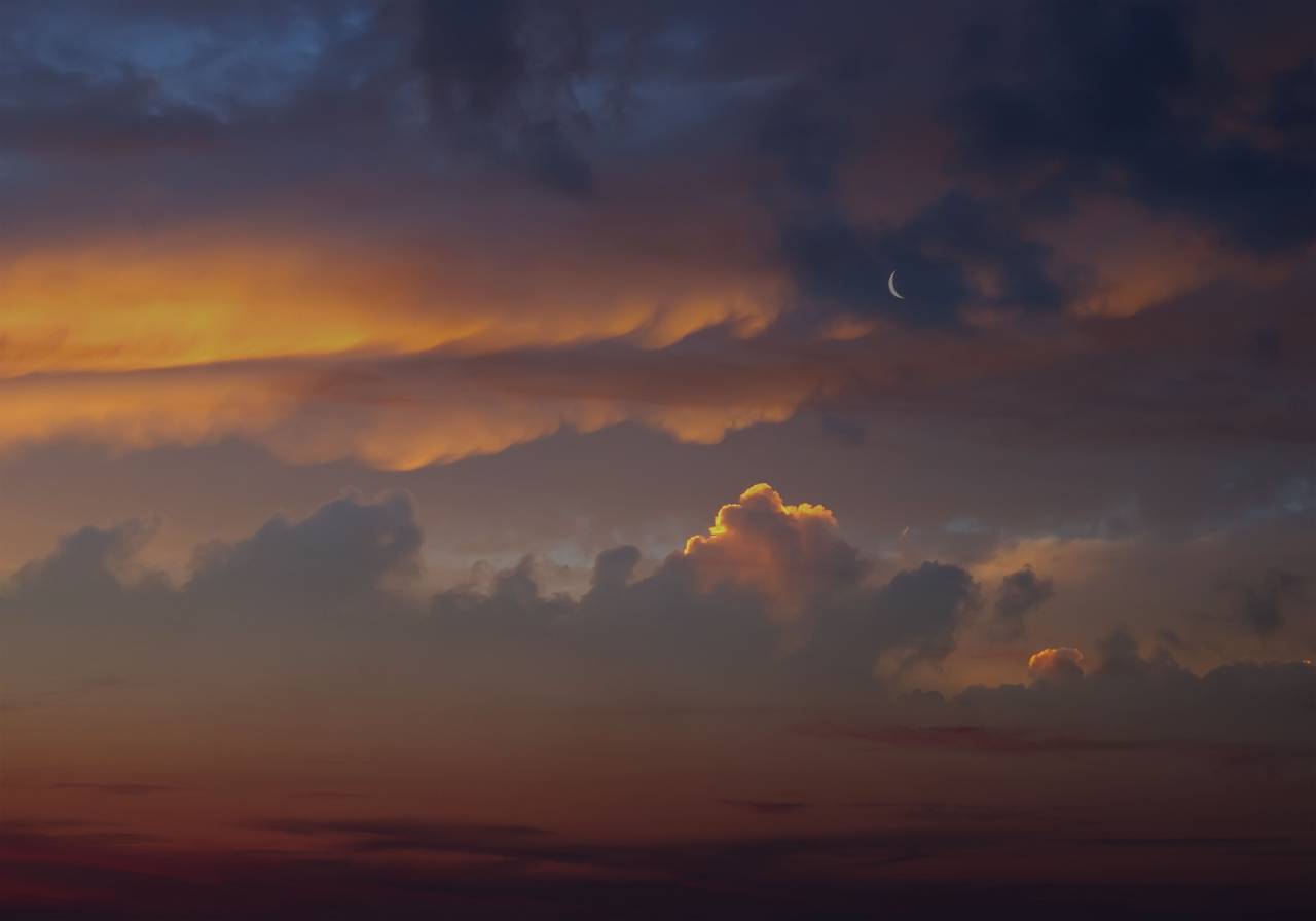 sky, landscape, nature, cloud, dramatic, sunset, background, heaven, cloudscape, sunrise, dusk, weather, light, cloudy, beautiful, view, blue, sun, summer, sunlight, color, dawn, bright, twilight, scenic, evening, outdoor, horizon, scene, abstract, morning, beauty, sunny, dark, space, travel, colorful, climate, atmosphere, panoramic, night, sunshine, natural, clouds, wallpaper, happy, glow, 