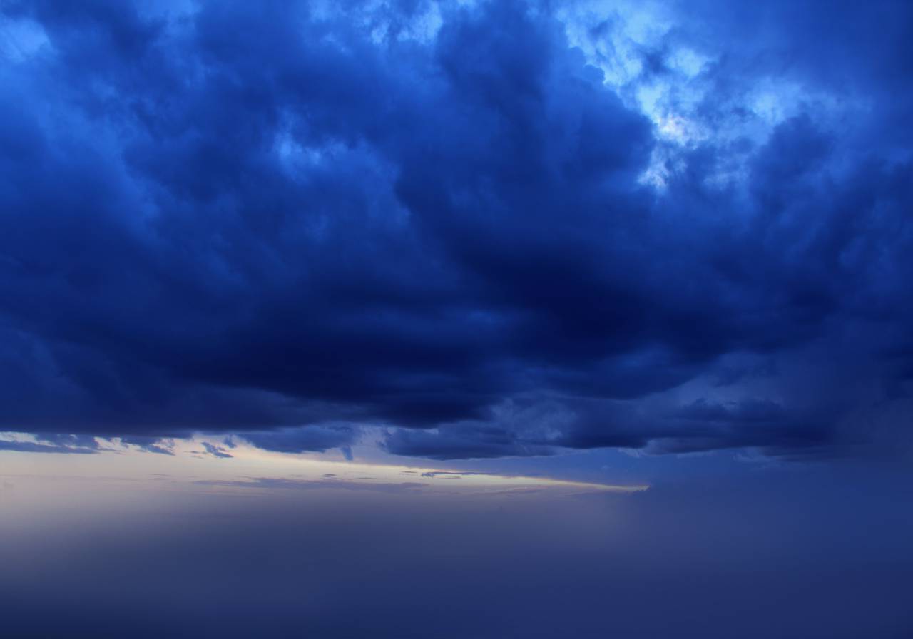 sky, landscape, nature, cloud, dramatic, sunset, background, heaven, cloudscape, sunrise, dusk, weather, light, cloudy, beautiful, view, blue, sun, summer, sunlight, color, dawn, bright, twilight, scenic, evening, outdoor, horizon, scene, abstract, morning, beauty, sunny, dark, space, travel, colorful, climate, atmosphere, panoramic, night, sunshine, natural, clouds, wallpaper, storm, 