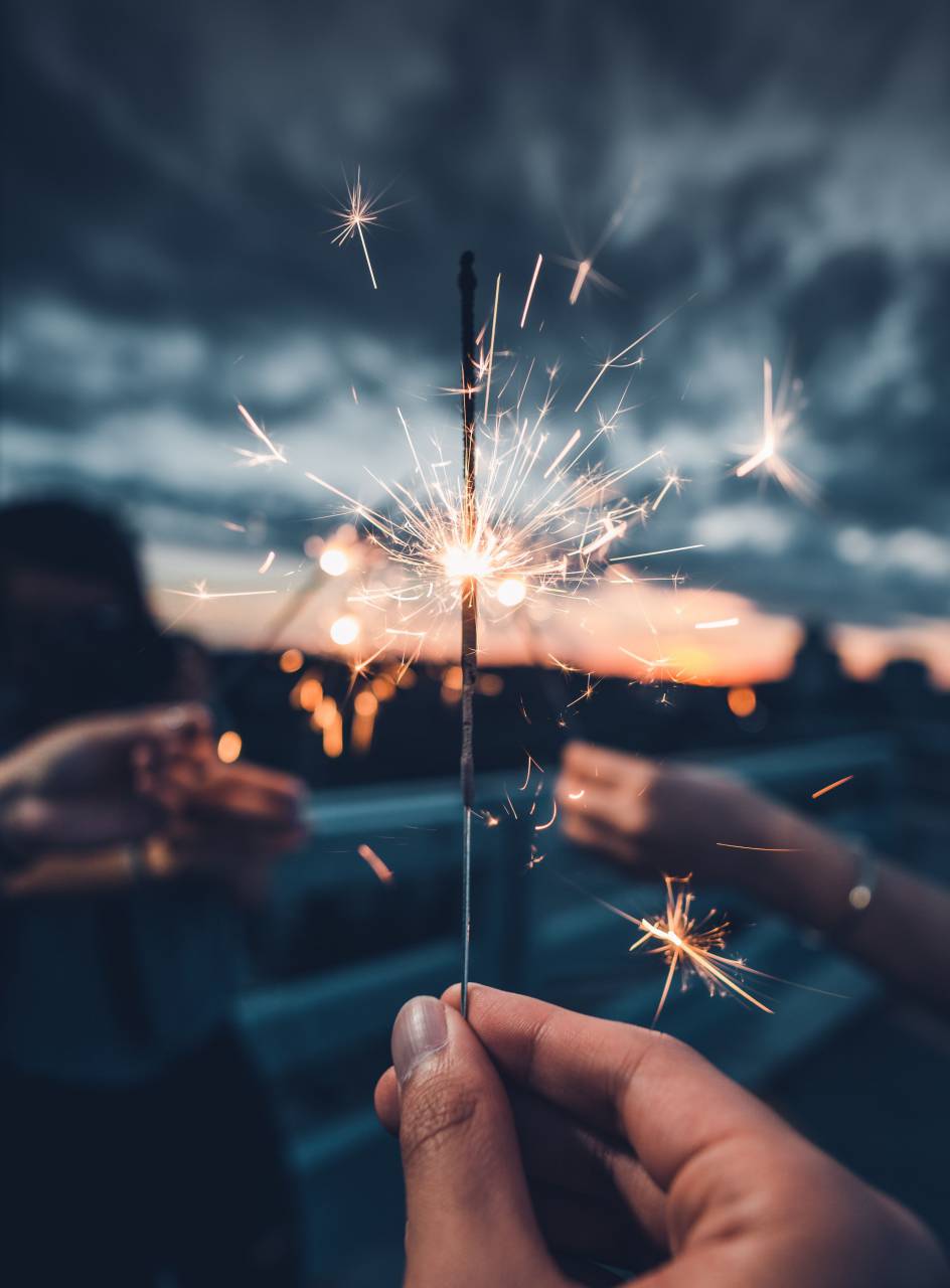 decoración, brillante, fondo, brillando, hermosa, iluminación, resplandeciente, bokeh, fondo, año nuevo, navidad, casa, vendimia, brillar, estacional, iluminado, iluminado, espacio de la copia, celebración, brillar, resplandeciente, saludo, celebrar, noche, brillante, vibrante, llamarada, reflejos, diciembre, festivo,