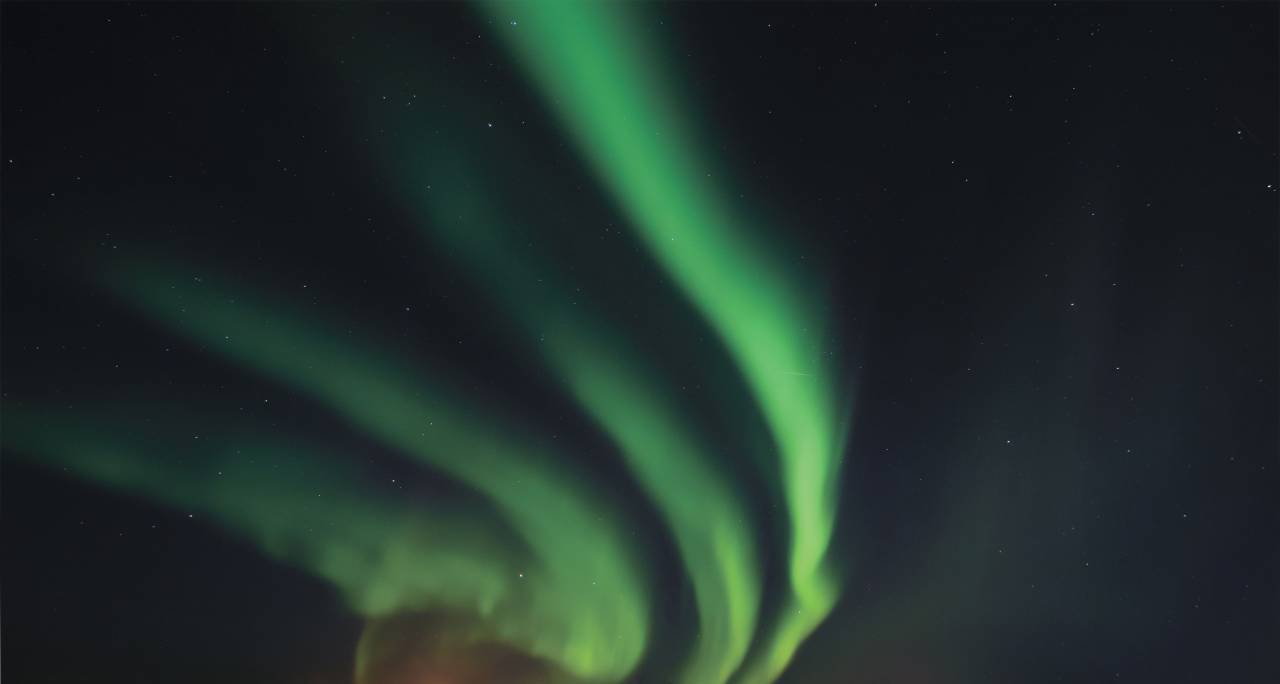 noche, invierno, aurora boreal, verde, norte, paisaje, cielo, espacio, ártico, noruega, luz, astronomía, islandia, polar, nieve, naturaleza, fondo, viajes, canadá, escandinavia, frío, magnético, luces, aurora boreal, oscuro, azul, aurora boreal, fiordo, belleza, hermoso, montaña, isla, lofoten, fenómeno, colores, solar, estrellas, reflejo, colorido, finlandia, universo, laponia, nórdico, color, hielo,