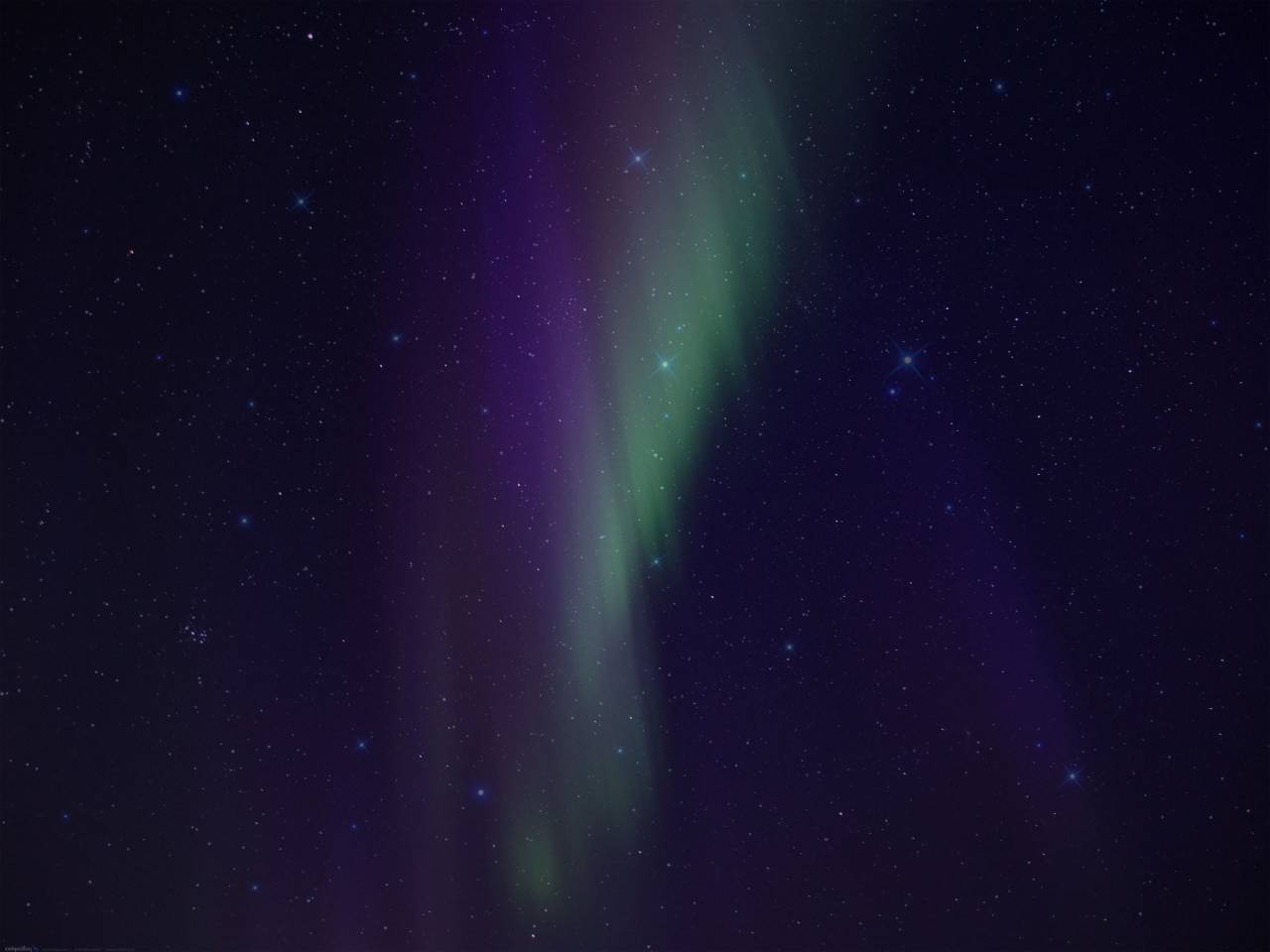 noche, invierno, aurora boreal, verde, norte, paisaje, cielo, espacio, ártico, noruega, luz, astronomía, islandia, polar, nieve, naturaleza, fondo, viajes, canadá, escandinavia, frío, magnético, luces, aurora boreal, oscuro, azul, aurora boreal, fiordo, belleza, hermoso, montaña, isla, lofoten, fenómeno, colores, solar, estrellas, reflejo, colorido, finlandia, universo, laponia, nórdico, color, hielo,