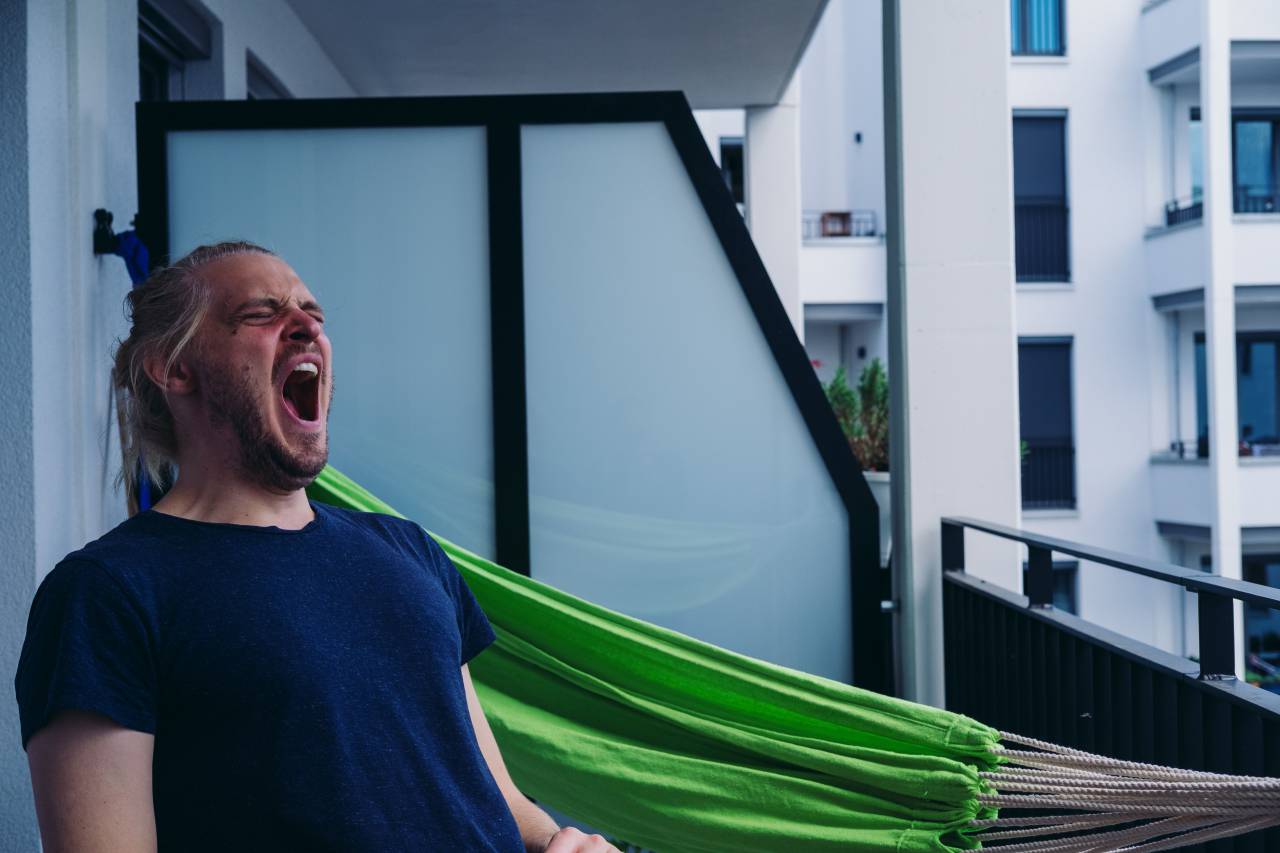 Portrait, Man, Yawning, Tired, Fatigue, Sleepy, Exhaustion, Sleepiness, Open mouth, Drowsiness, Stretching, Facial expression, Boredom, Weariness, Facial features, Wakefulness, Rest, Lack of energy, Human face, Exhausted, Jaw stretch, Tension, Indoor, Expressive, Yawn reflex, 