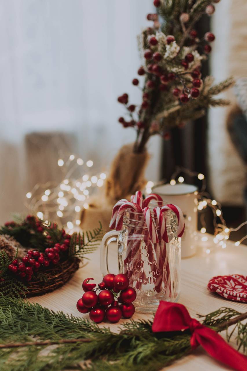 navidad, vacaciones, vector, fondo, caramelo, decoración, diseño, rojo, dulce, comida, blanco, caña, postre, aislado, celebración, ilustración, año, navidad, nuevo, invierno, azúcar, piruleta, patrón, tradicional, rayado, menta, conjunto, espiral, colección, festivo, ornamento, palo, regalo, diciembre, sabroso, verde, temporada, redondo, feliz, difícil, gráfico, menta, alegre, noel, remolino, víspera, dibujos animados, objeto, colorido, piruletas,