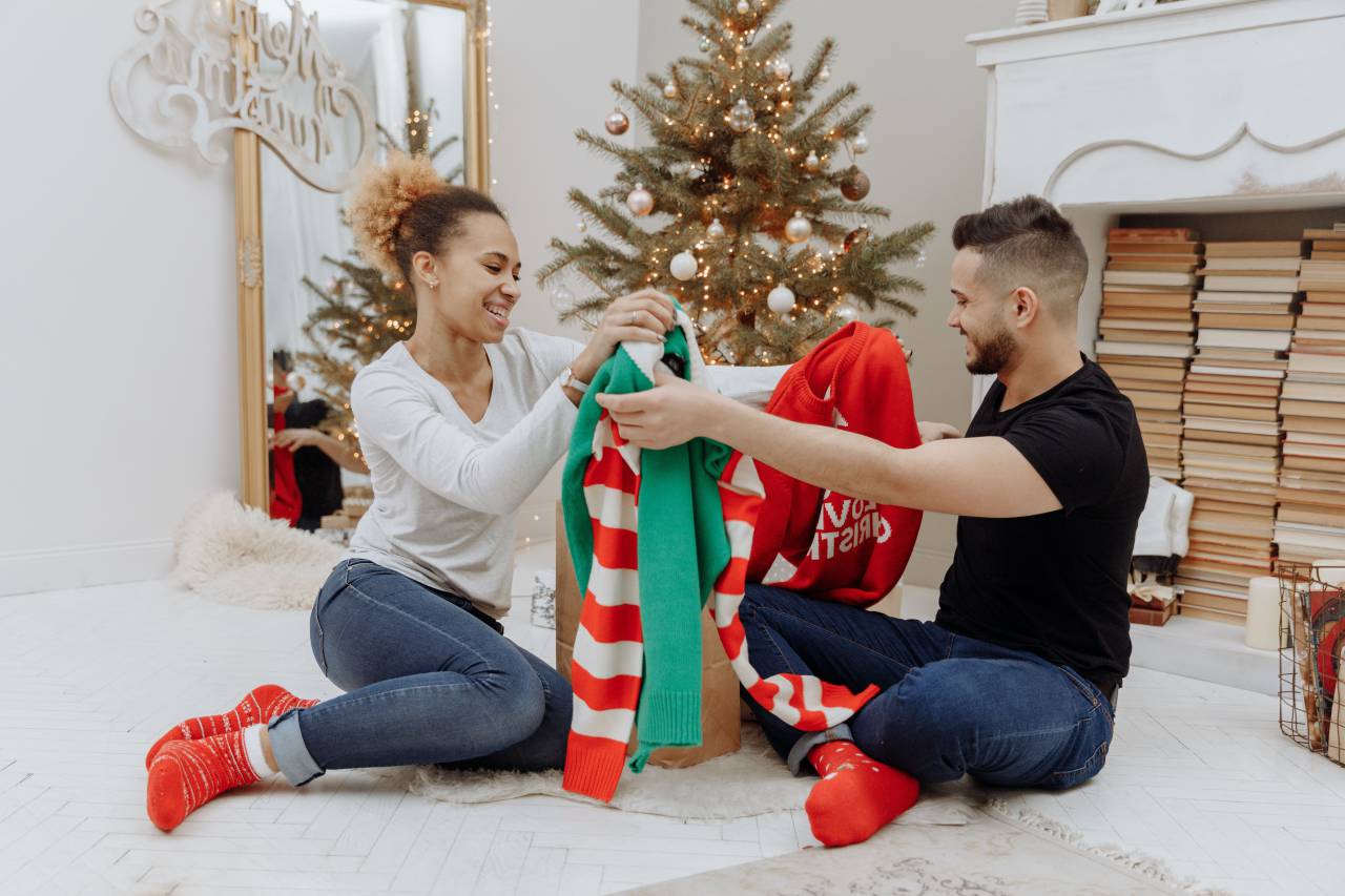 woman, young, together, man, christmas, holiday, winter, couple, happy, love, happiness, celebration, people, xmas, boyfriend, girlfriend, relationship, fun, two, girl, new, year, smile, gift, caucasian, romantic, family, present, home, female, beautiful, male, surprise, romance, tree, joy, hug, night, person, lights, evening, decoration, white, day, merry, lifestyle, red, adult, cheerful, lovers, 