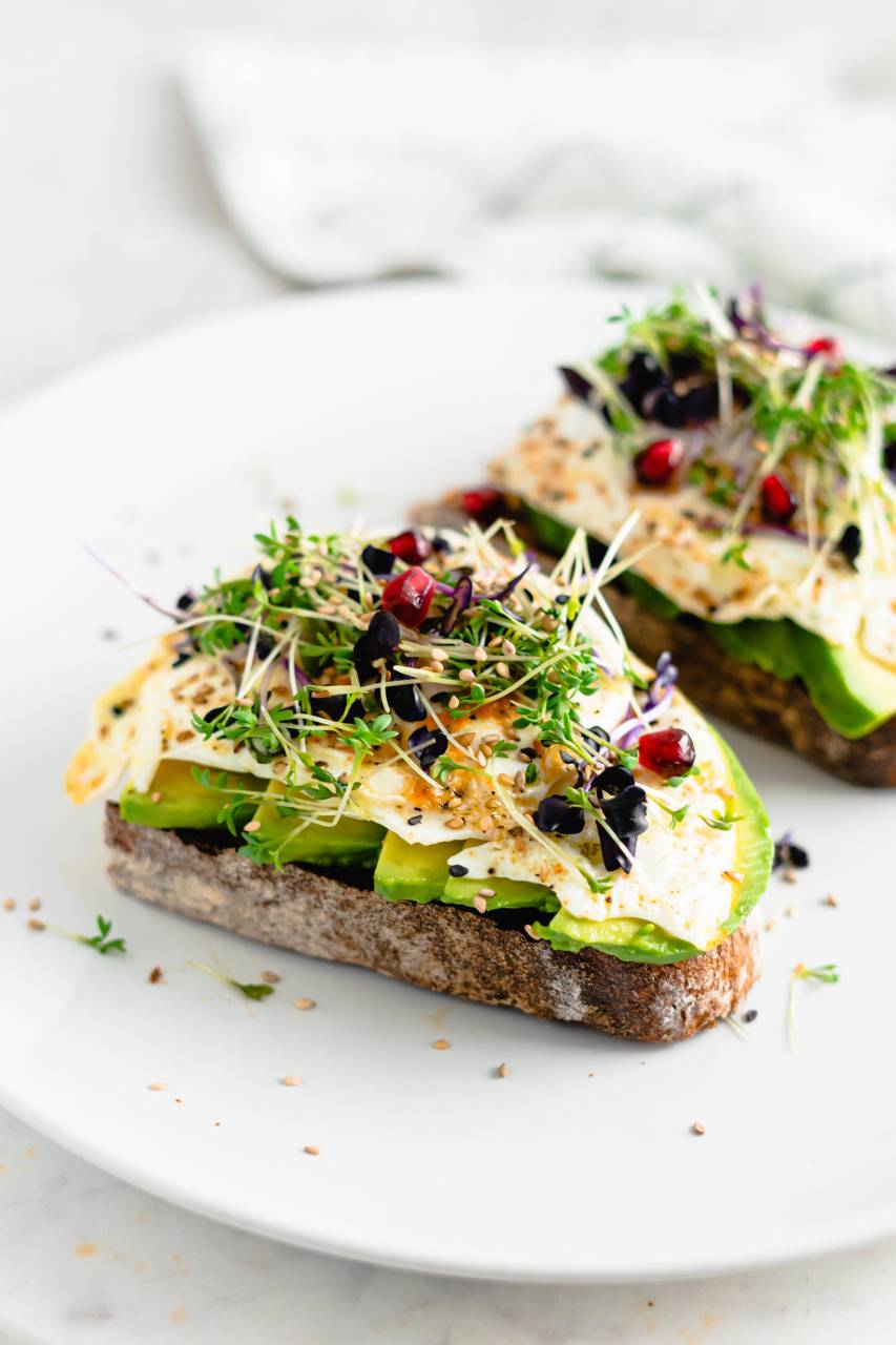 vegetable, bread, avocado, food, healthy, breakfast, toast, green, sandwich, organic, lunch, snack, fresh, vegetarian, meal, background, diet, appetizer, gourmet, slice, health, homemade, raw, eating, tasty, pepper, salad, rustic, closeup, table, natural, top view, freshness, sliced, simple, delicious, cooking, 