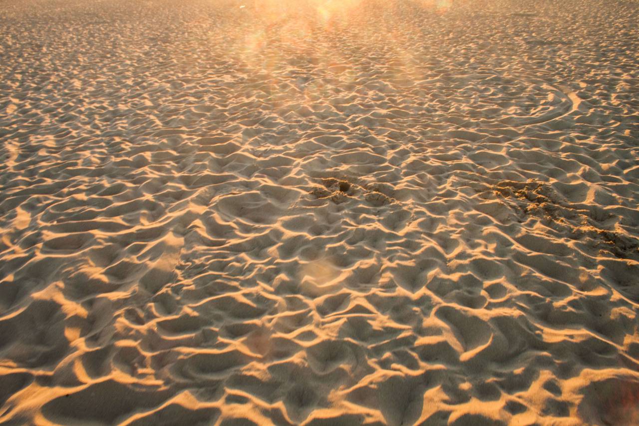 beach, sand, footprints, summer, sunshine
, 