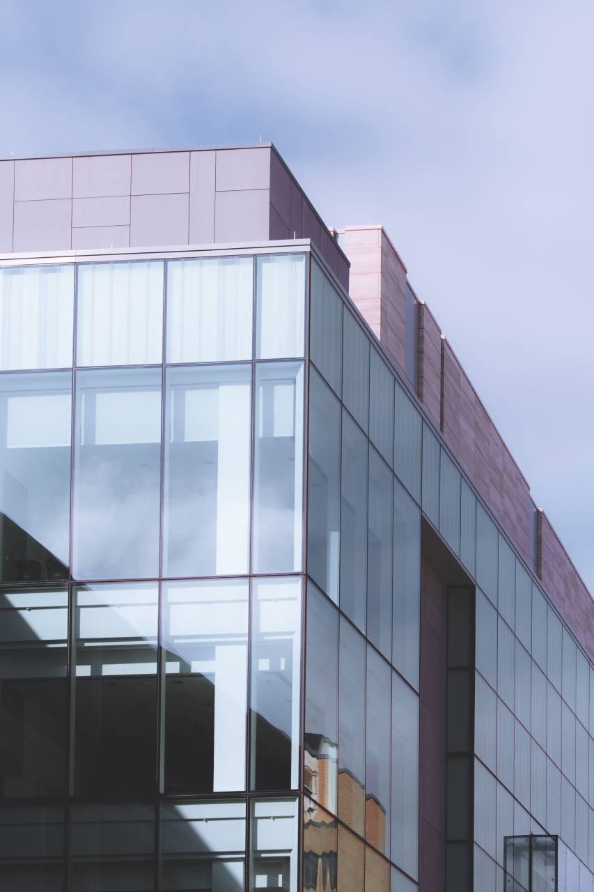 city, building, windows, sky, downtown, urban, skyscraper, architecture, daytime, business, perspective, exterior, modern, structure
, 