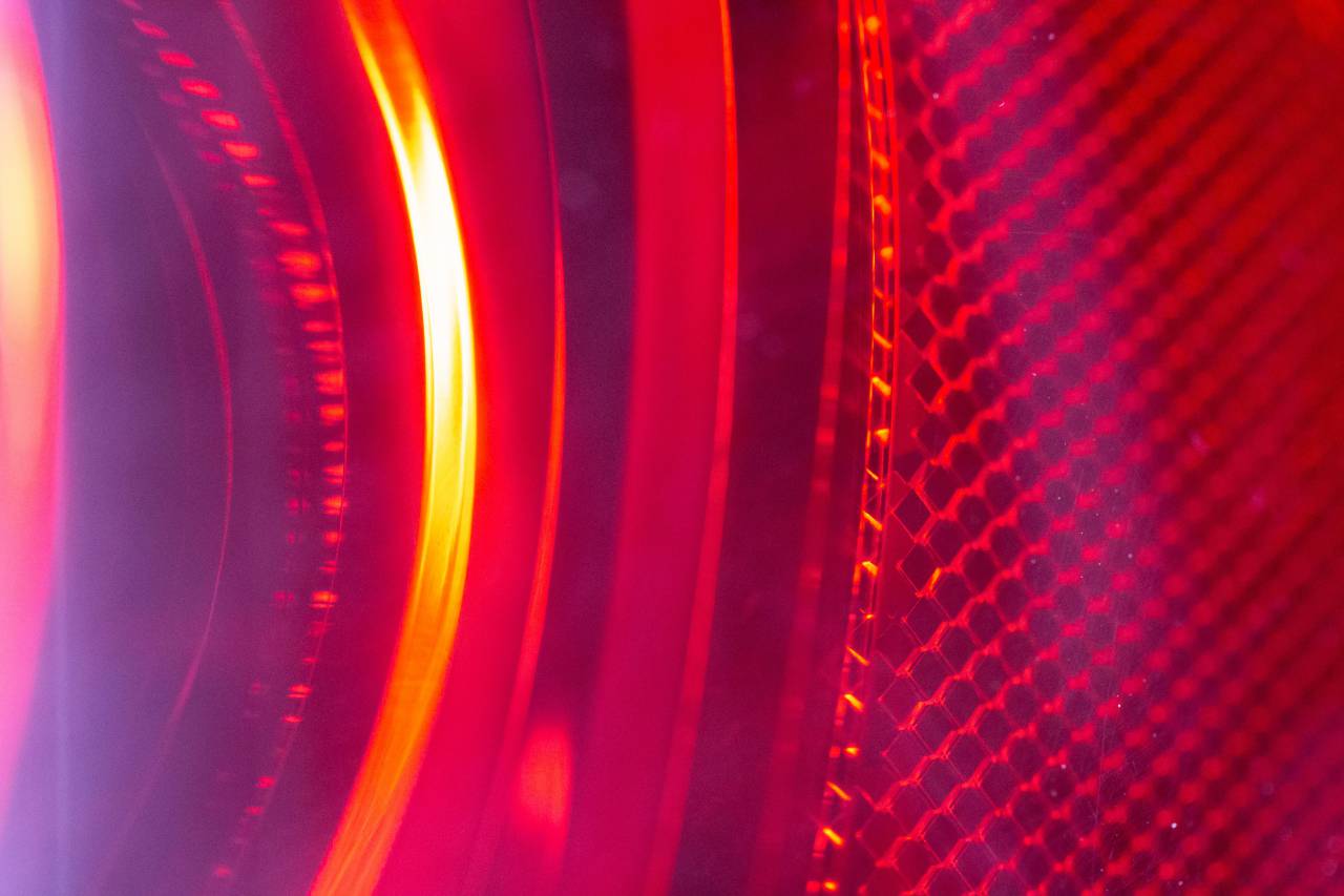futurista, vermelho, textura, padrão, abstrato, criativo, close-up, plástico, geométrica, cibernético, brilho,