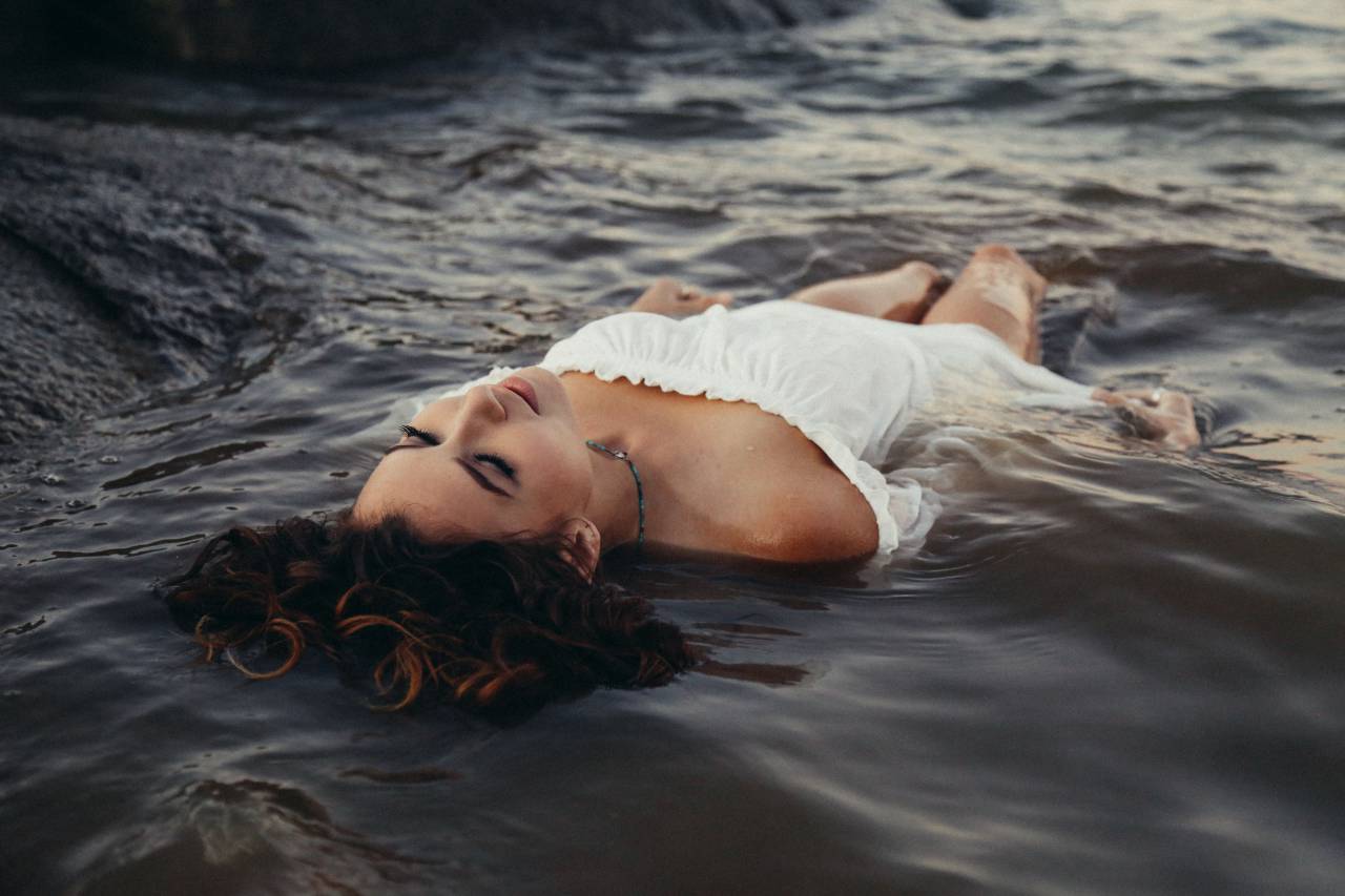 people, woman, chill, relax, water, ocean, sea, beach, travel, vacation, adventure
, 
